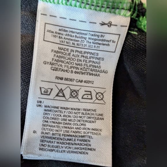 Adidas 3 stripe full zip Black with silver gray stripes. Youth Size L - Picture 12 of 15